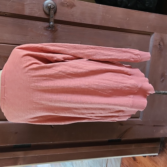 Mododoc. Long Sleeve. Crew neck. TOP - Picture 3 of 6